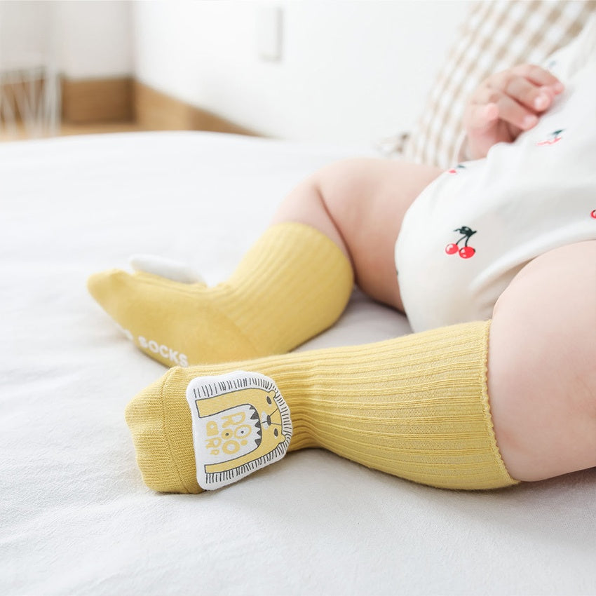 Newborn three-dimensional cartoon doll baby socks XS 0-6 months
